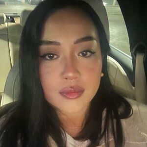 Meet your Posher, Jenilee